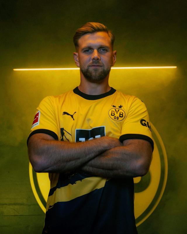 1693553318644089790.jpg 1693553314.jpg